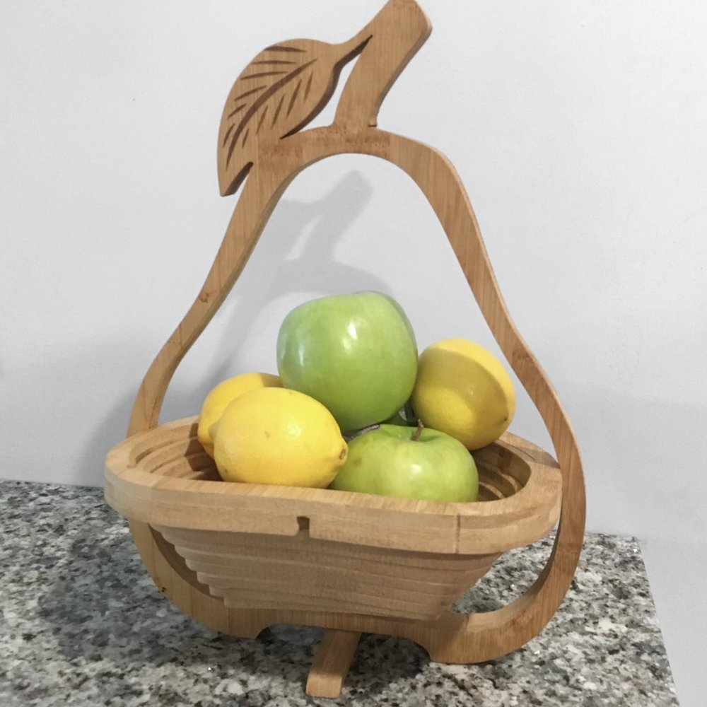 Vintage Collapsible FRUIT Bowl in Bamboo with Pear Motif
